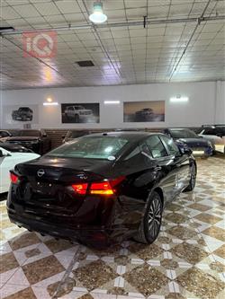 نيسان ألتيما